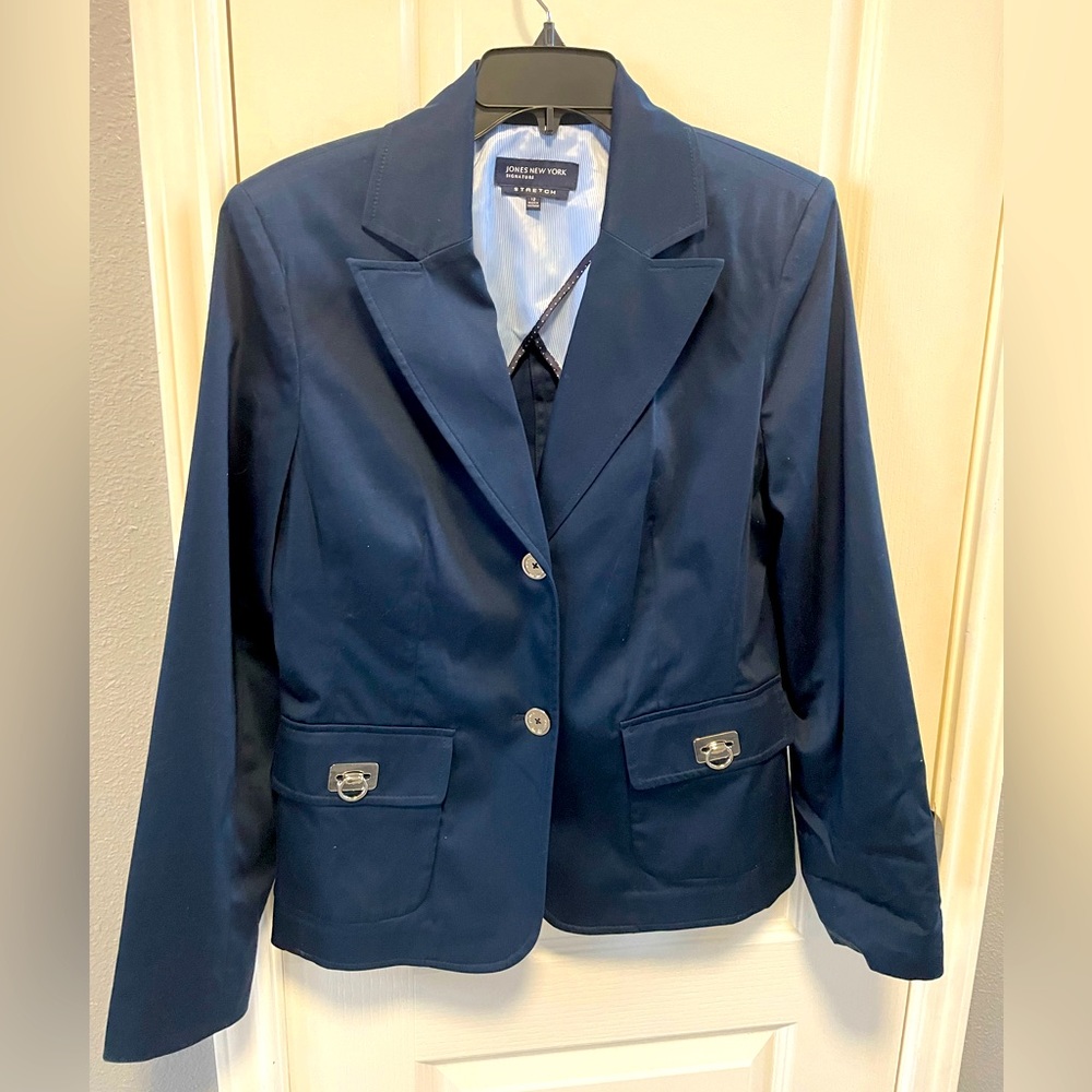 Navy classic Jones New York blazer with silver details size 12
